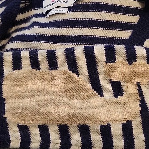 Vineyard Vines wirh cashmere small blue and white stripe v neck sweater - Picture 3 of 5